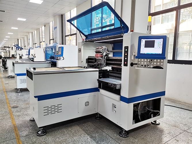 Lens Mounting PCB Processing Pick And Place Machine